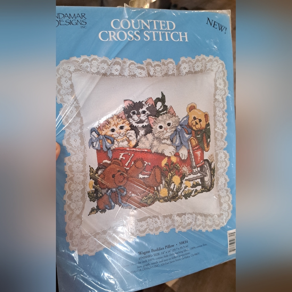 Wagon Buddies Pillow 14" x 14" Cross Stitch Kit By Candamar #50834 Cats 14 Count